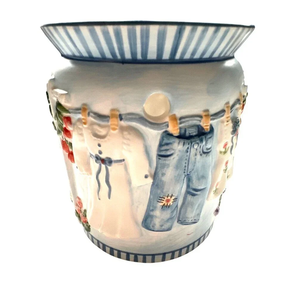 Yankee Candle Laundry Day Wax Melter Michal Sparks Floral Details Blue White